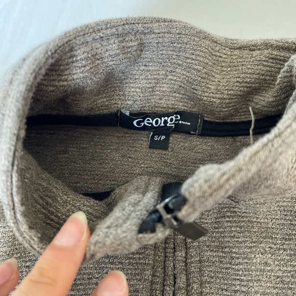 Quarter zip sweater - Picture 2 of 2